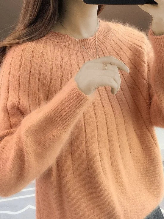 MARGARET | ELEGANT RIBBED CREWNECK SWEATER WITH FLUFFY COLLAR