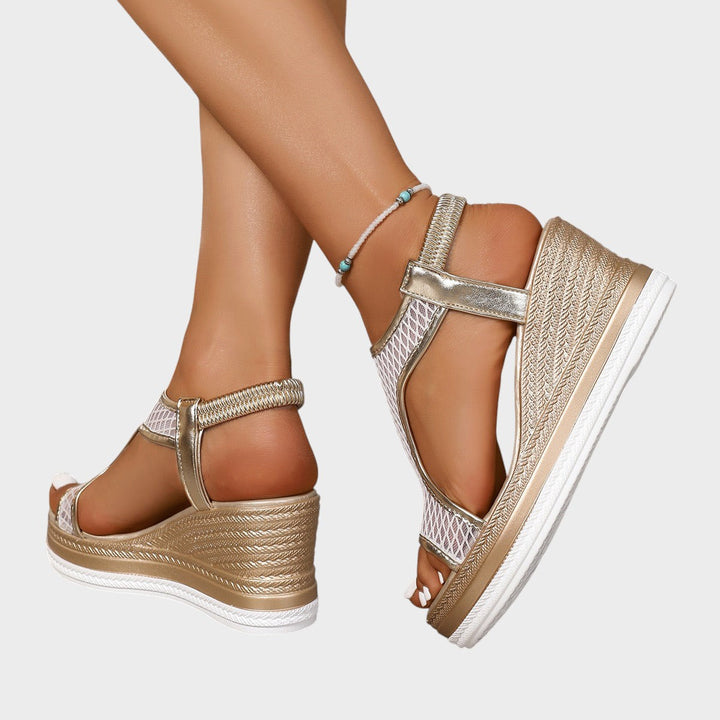 ALYANA | ELEGANT ORTHOPEDIC SANDALS