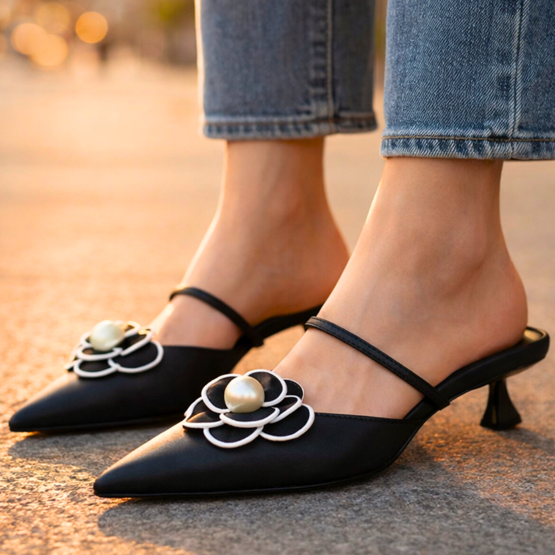MIRELLA | ELEGANT PEARL-FLOWER POINTED MULES