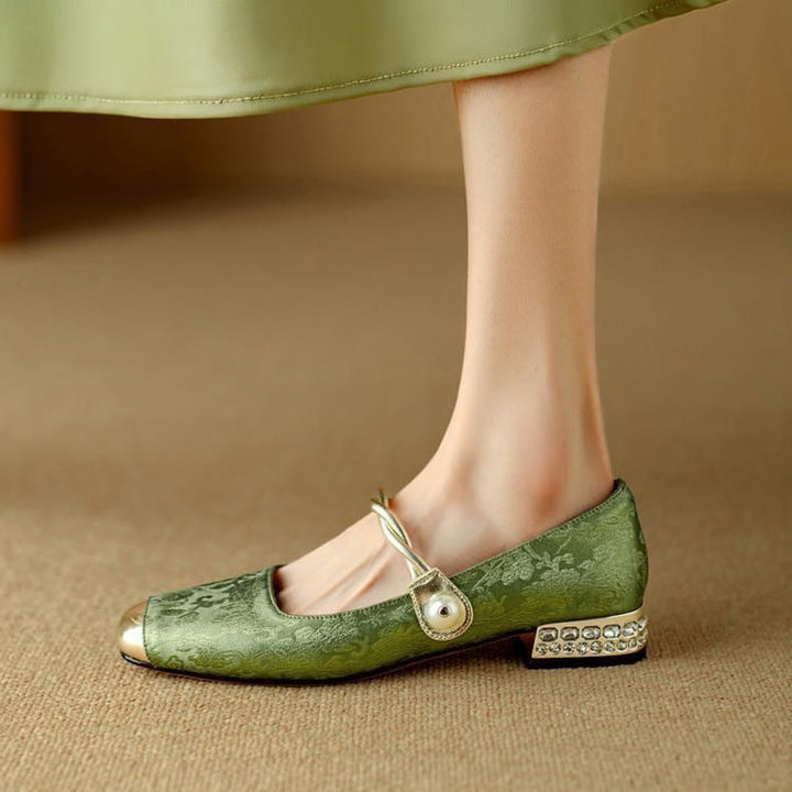 COLETTE | LUXE PEARL-STRAP VINTAGE PUMPS