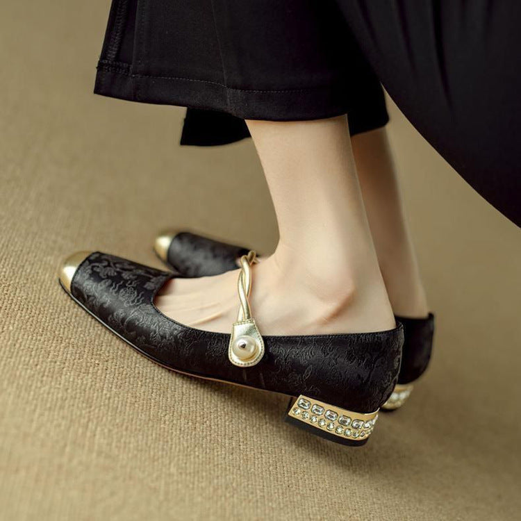 COLETTE | LUXE PEARL-STRAP VINTAGE PUMPS