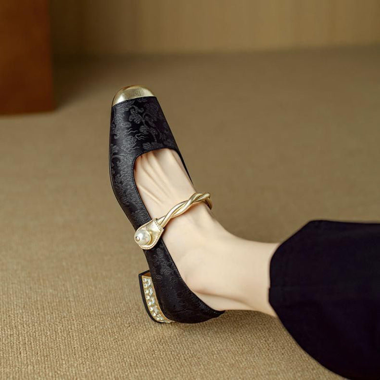COLETTE | LUXE PEARL-STRAP VINTAGE PUMPS