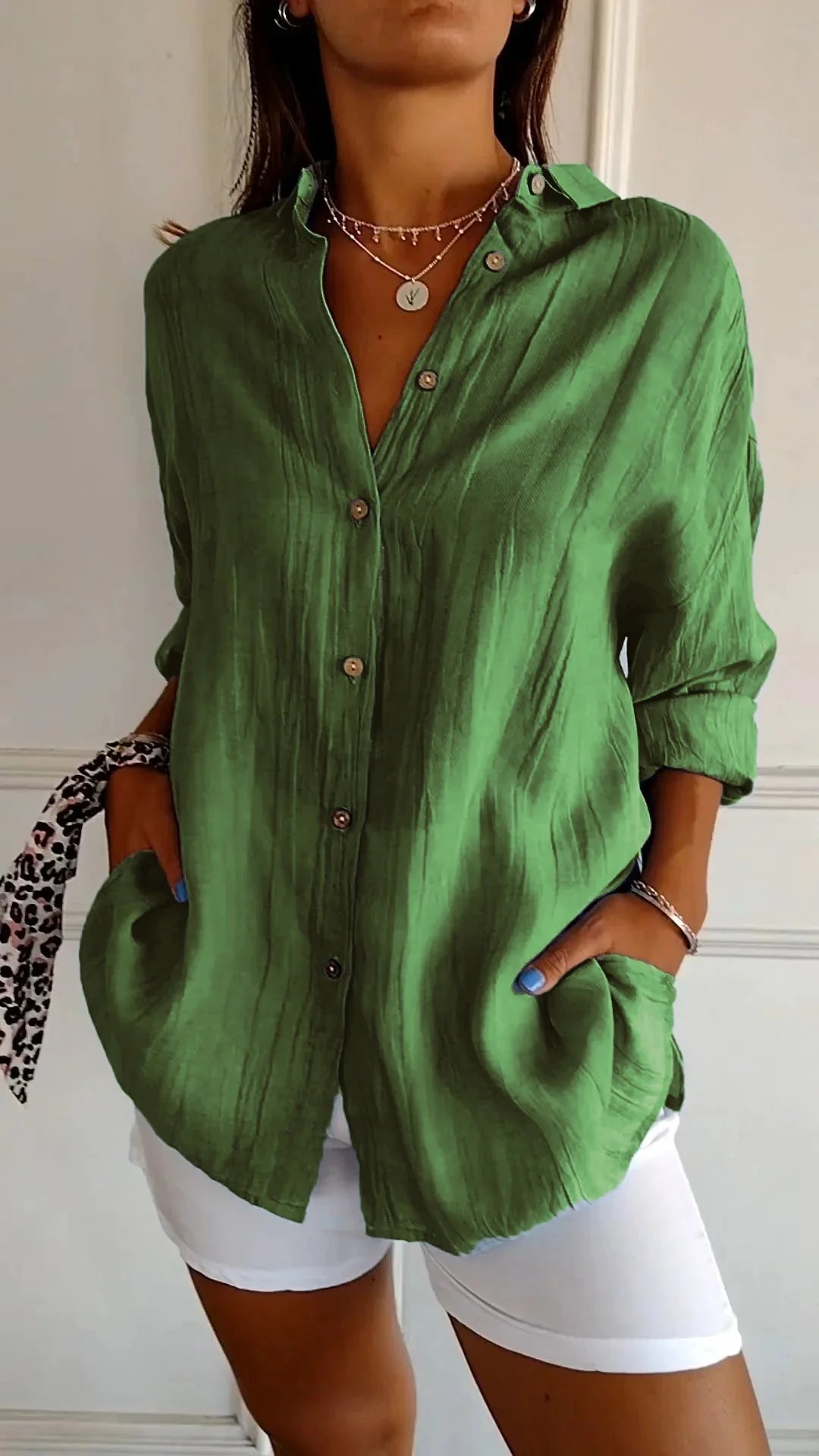 ELISE | RELAXED BUTTON SHIRT WITH TUMMY COVERAGE