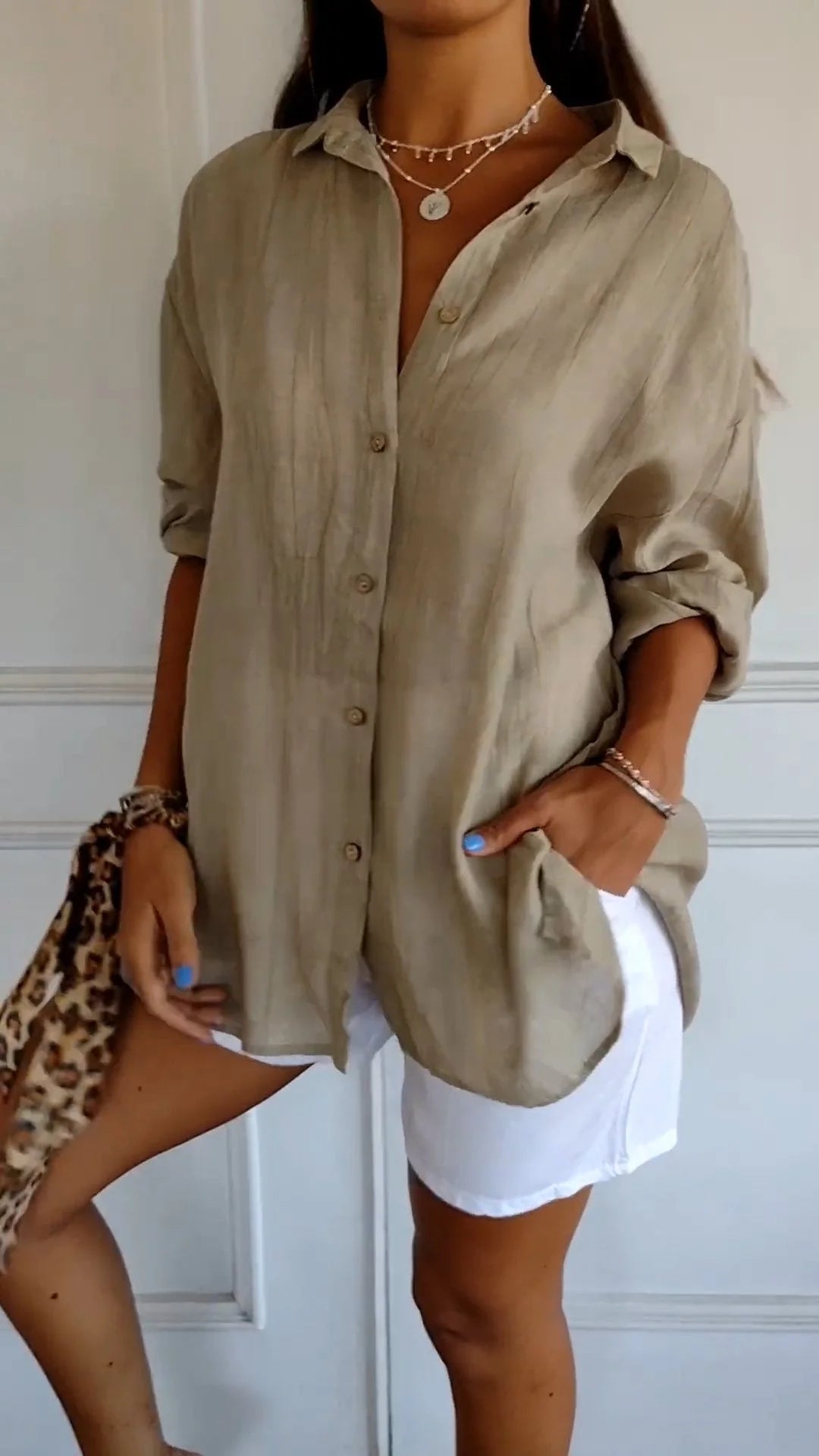 ELISE | RELAXED BUTTON SHIRT WITH TUMMY COVERAGE