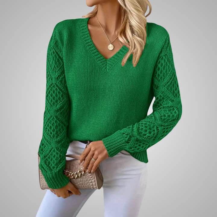 JULIA | RELAXED ELEGANT V-NECK WOMEN’S SWEATER