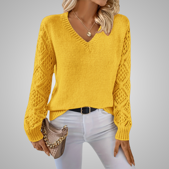 JULIA | RELAXED ELEGANT V-NECK WOMEN’S SWEATER