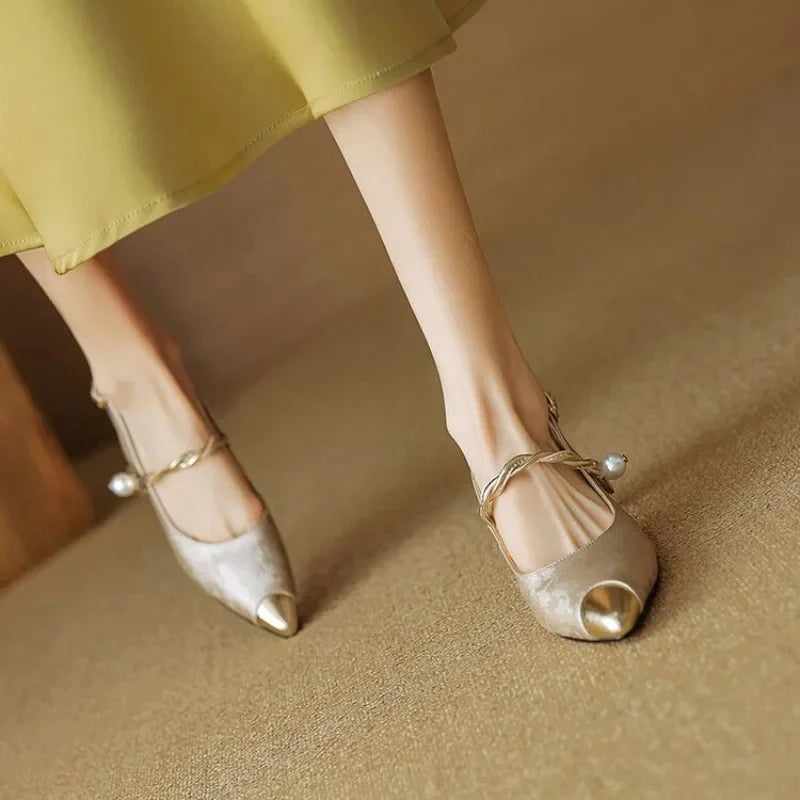 AURORA | LUXE VINTAGE PEARL KITTEN HEELS