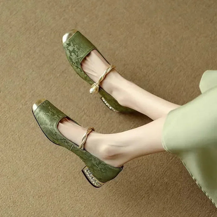 COLETTE | LUXE PEARL-STRAP VINTAGE PUMPS