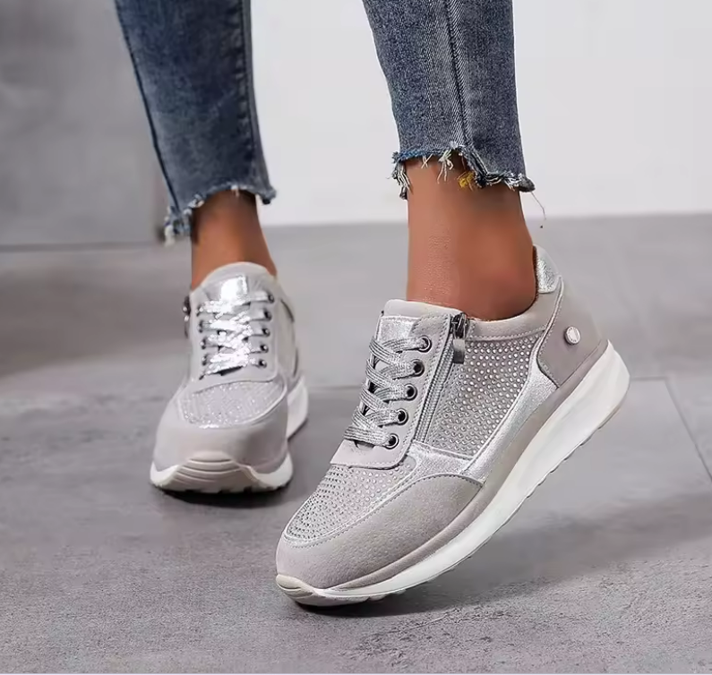 CHLOE | COZY COMFORT EVERYDAY SNEAKERS