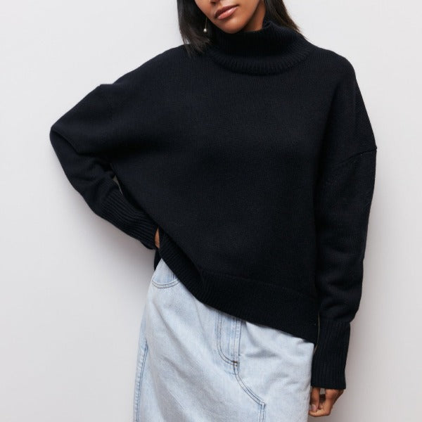 ISABELLA | COZY FIT HIGH-NECK PULLOVER