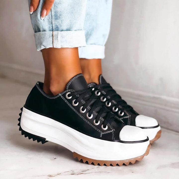 LUNA | COZY COMFORT GREAT-SOLE SNEAKERS