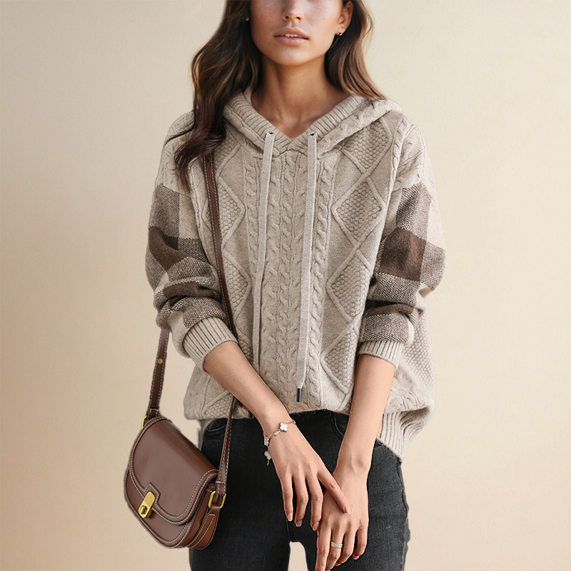MATILDA | COZY RELAXED JACQUARD HOODED SWEATER