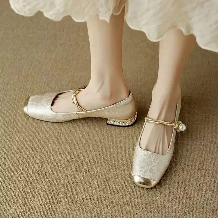 COLETTE | LUXE PEARL-STRAP VINTAGE PUMPS