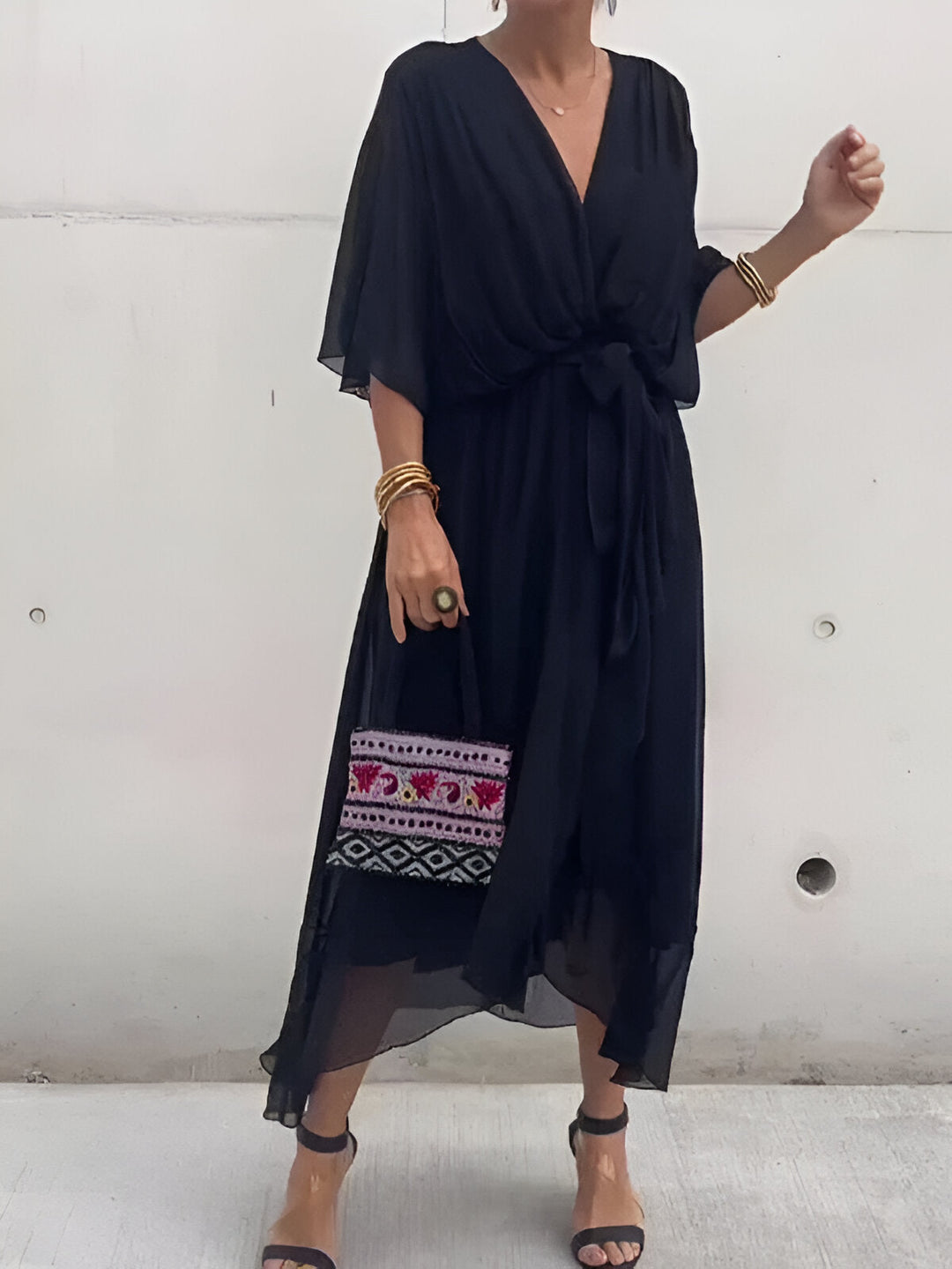 MONIKA | ELEGANT CHIC CHIFFON DRESS WITH V-NECK